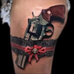 тату револьвер фото пример рисунка 16.02.2021 №0126 - tattoo revolver - tatufoto.com