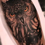 тату с черной совой на фото 15.02.2021 №0008 - black owl tattoo- tatufoto.com