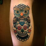 тату сова и череп пример рисунка 15.02.2021 №0091 - owl skull tattoo - tatufoto.com