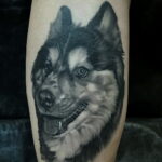 Фото Рисунка тату с собакой породы Хаски 08.03.2021 №120 - husky tattoo - tatufoto.com