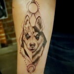 Фото Рисунка тату с собакой породы Хаски 08.03.2021 №297 - husky tattoo - tatufoto.com