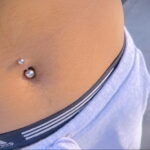Фото пирсинга пупка - прокол пупка 17.03.2021 №017 - belly button piercing - tatufoto.com
