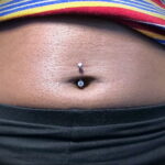 Фото пирсинга пупка - прокол пупка 17.03.2021 №091 - belly button piercing - tatufoto.com