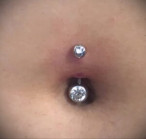 Фото пирсинга пупка - прокол пупка 17.03.2021 №147 - belly button piercing - tatufoto.com