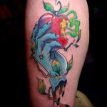 Фото пример рисунка татуировки с яблоком 03.03.2021 №012 - apple tattoo - tatufoto.com