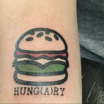 Фото рисунка татуировки с гамбургером 26.03.2021 №040 - burger tattoo - tatufoto.com