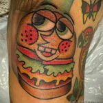 Фото рисунка татуировки с гамбургером 26.03.2021 №069 - burger tattoo - tatufoto.com