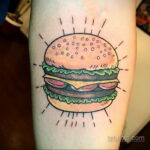 Фото рисунка татуировки с гамбургером 26.03.2021 №114 - burger tattoo - tatufoto.com