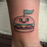 Фото рисунка татуировки с гамбургером 26.03.2021 №193 - burger tattoo - tatufoto.com