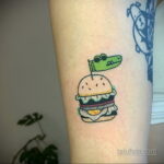 Фото рисунка татуировки с гамбургером 26.03.2021 №204 - burger tattoo - tatufoto.com