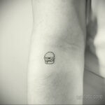 Фото рисунка татуировки с гамбургером 26.03.2021 №236 - burger tattoo - tatufoto.com