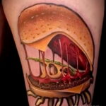 Фото рисунка татуировки с гамбургером 26.03.2021 №253 - burger tattoo - tatufoto.com