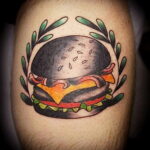 Фото рисунка татуировки с гамбургером 26.03.2021 №306 - burger tattoo - tatufoto.com