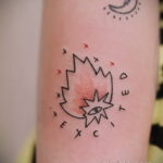 Фото татуировки с кометой (астероидом) 27.03.2021 №080 - comet tattoo - tatufoto.com