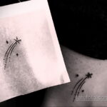 Фото татуировки с кометой (астероидом) 27.03.2021 №086 - comet tattoo - tatufoto.com