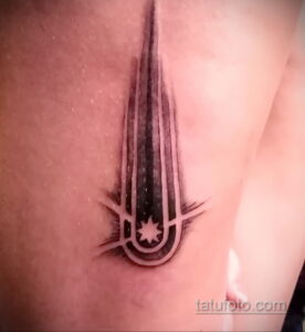 Фото татуировки с кометой (астероидом) 27.03.2021 №112 - comet tattoo - tatufoto.com
