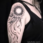 Фото татуировки с кометой (астероидом) 27.03.2021 №148 - comet tattoo - tatufoto.com
