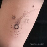 Фото татуировки с кометой (астероидом) 27.03.2021 №175 - comet tattoo - tatufoto.com