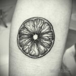 Фото татуировки с лаймом 31.03.2021 №119 - lime tattoo - tatufoto.com