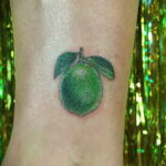 Фото татуировки с лаймом 31.03.2021 №223 - lime tattoo - tatufoto.com