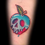 Фото татуировки с яблоком 03.03.2021 №021 - apple tattoo - tatufoto.com