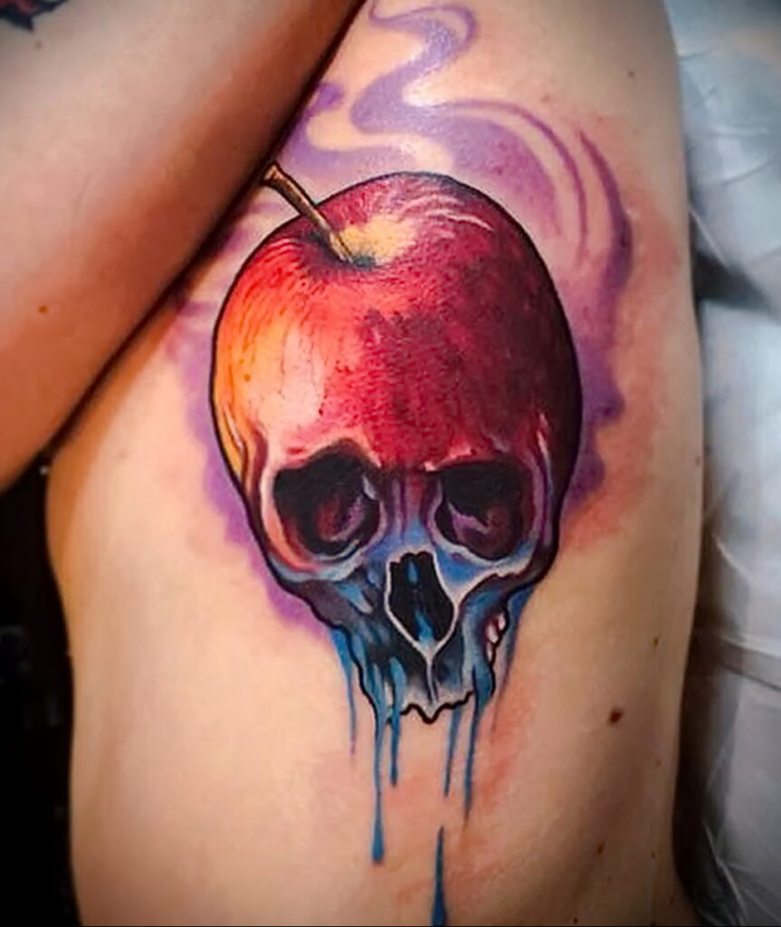 Фото татуировки с яблоком 03.03.2021 №026 - apple tattoo - tatufoto.com