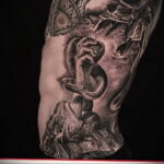 Фото татуировки с яблоком 03.03.2021 №031 - apple tattoo - tatufoto.com