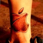 Фото татуировки с яблоком 03.03.2021 №115 - apple tattoo - tatufoto.com