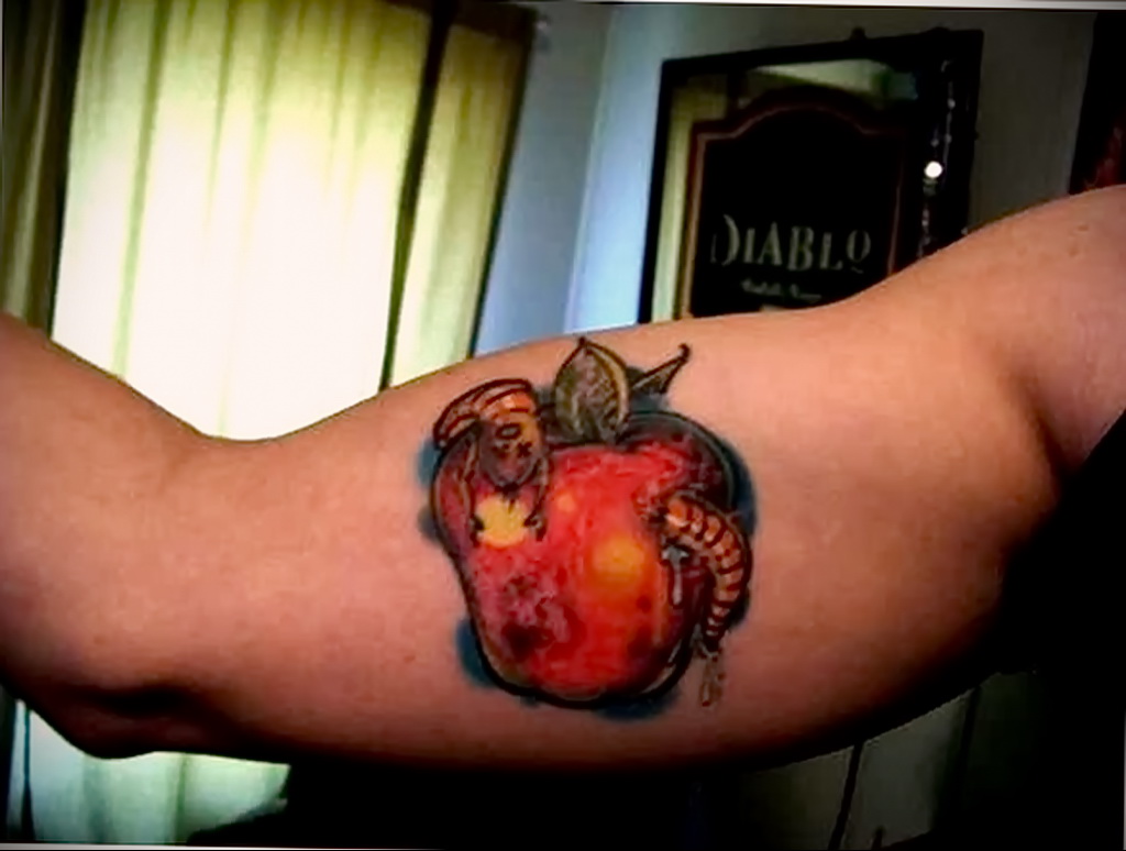Фото татуировки с яблоком 03.03.2021 №118 - apple tattoo - tatufoto.com