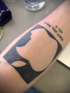 Фото татуировки с яблоком 03.03.2021 №133 - apple tattoo - tatufoto.com