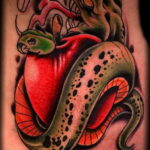 Фото татуировки с яблоком 03.03.2021 №142 - apple tattoo - tatufoto.com