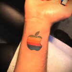 Фото татуировки с яблоком 03.03.2021 №164 - apple tattoo - tatufoto.com