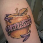 Фото татуировки с яблоком 03.03.2021 №167 - apple tattoo - tatufoto.com