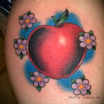 Фото татуировки с яблоком 03.03.2021 №219 - apple tattoo - tatufoto.com