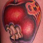 Фото татуировки с яблоком 03.03.2021 №249 - apple tattoo - tatufoto.com