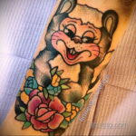 Фото татуировки со скунсом 28.03.2021 №007 - Skunk tattoo - tatufoto.com