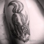 Фото татуировки со скунсом 28.03.2021 №032 - Skunk tattoo - tatufoto.com