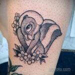 Фото татуировки со скунсом 28.03.2021 №066 - Skunk tattoo - tatufoto.com