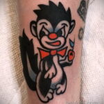 Фото татуировки со скунсом 28.03.2021 №099 - Skunk tattoo - tatufoto.com