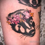Фото татуировки со скунсом 28.03.2021 №110 - Skunk tattoo - tatufoto.com