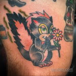 Фото татуировки со скунсом 28.03.2021 №149 - Skunk tattoo - tatufoto.com