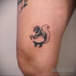 Фото татуировки со скунсом 28.03.2021 №193 - Skunk tattoo - tatufoto.com