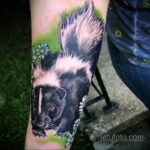 Фото татуировки со скунсом 28.03.2021 №195 - Skunk tattoo - tatufoto.com
