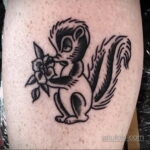 Фото татуировки со скунсом 28.03.2021 №274 - Skunk tattoo - tatufoto.com