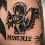 Фото татуировки со скунсом 28.03.2021 №292 - Skunk tattoo - tatufoto.com