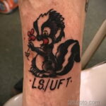 Фото татуировки со скунсом 28.03.2021 №320 - Skunk tattoo - tatufoto.com