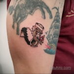 Фото татуировки со скунсом 28.03.2021 №332 - Skunk tattoo - tatufoto.com