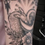Фото татуировки со скунсом 28.03.2021 №364 - Skunk tattoo - tatufoto.com