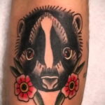 Фото татуировки со скунсом 28.03.2021 №372 - Skunk tattoo - tatufoto.com