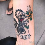 Фото татуировки со скунсом 28.03.2021 №377 - Skunk tattoo - tatufoto.com